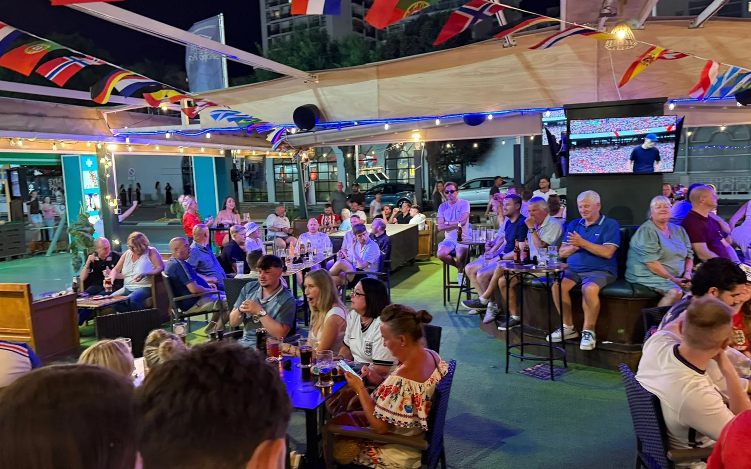 Lads night at MT Pockets sports bar, Puerto Marina, Benalmádena